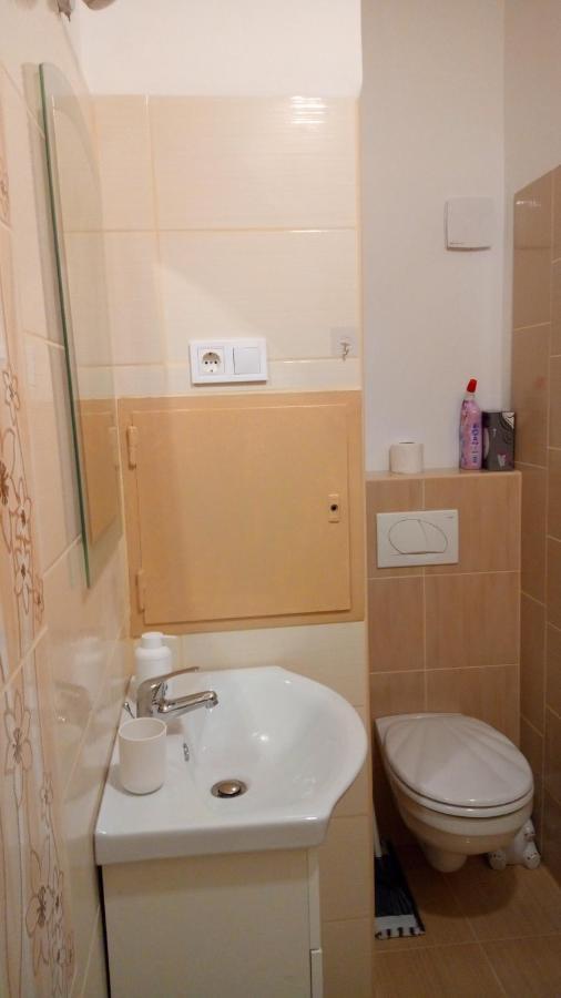 City Lights Apartman Кестхей Экстерьер фото